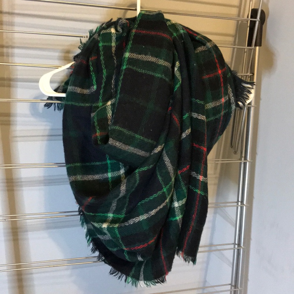 Plaid blanket scarf